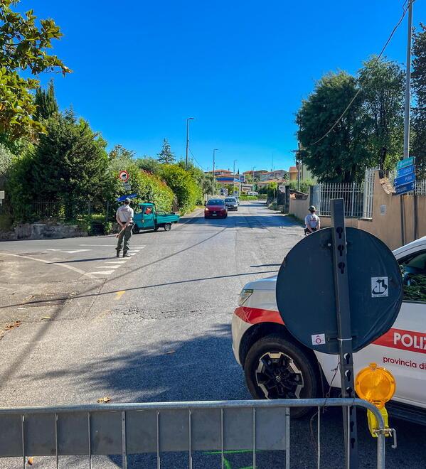 Pescia, a Ponte all’Abate anche l’asfalto: cantiere di notte e nuovi disagi