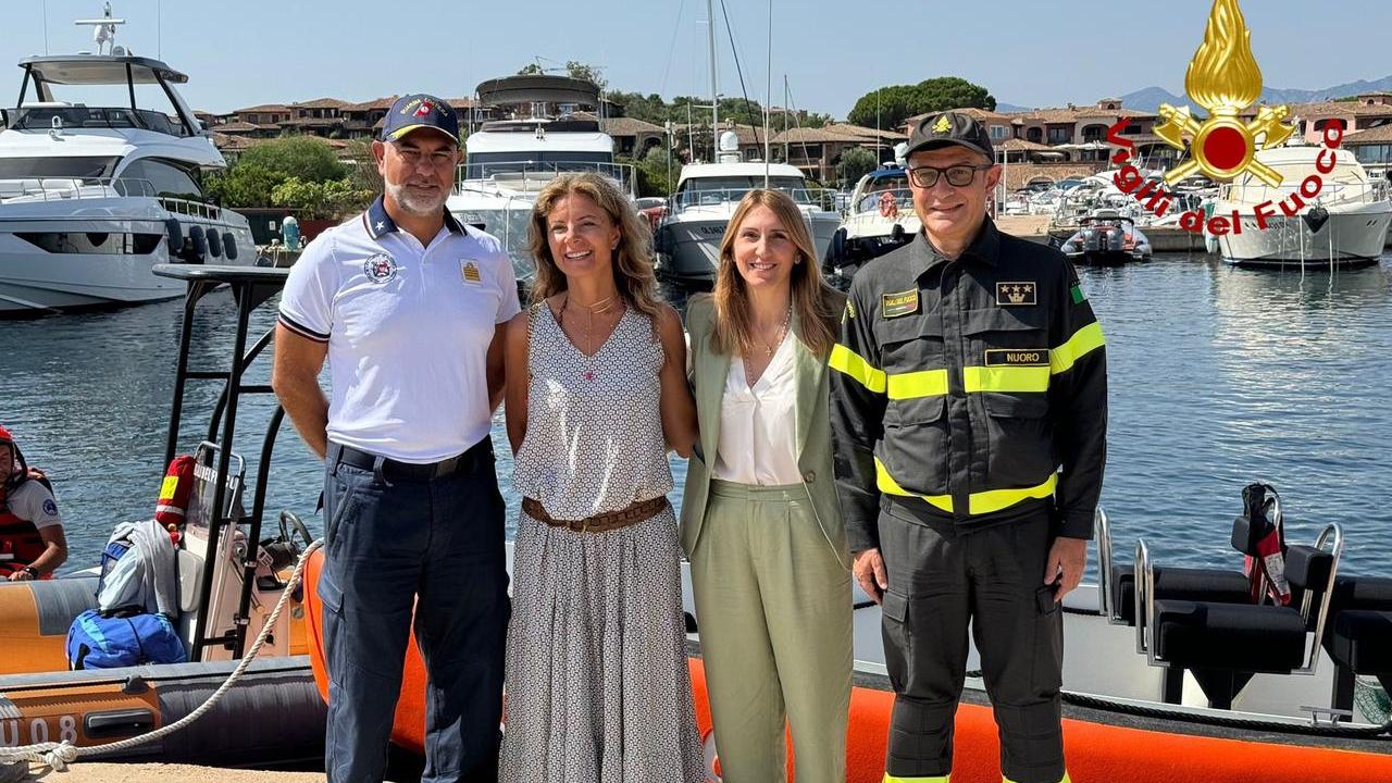 Spiagge sicure, a Ottiolu e Puntaldia riaperti i presidi dei vigili del fuoco