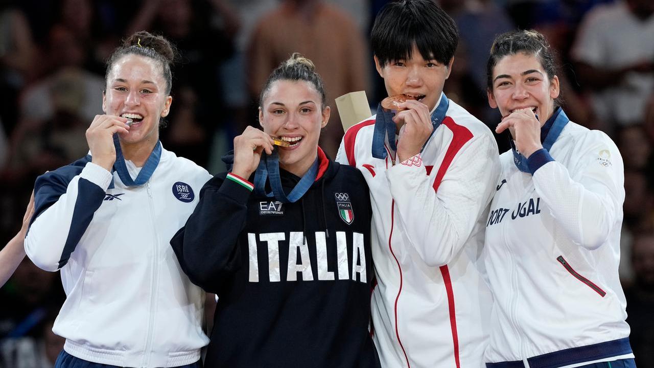 Judo e kayak fanno l’Italia d’oro, argento per le sorelle del fioretto