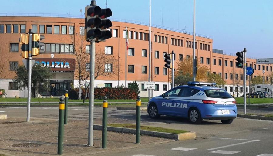 Anziane derubate al supermercato e in strada a Castelfranco e Nonantola: due arresti
