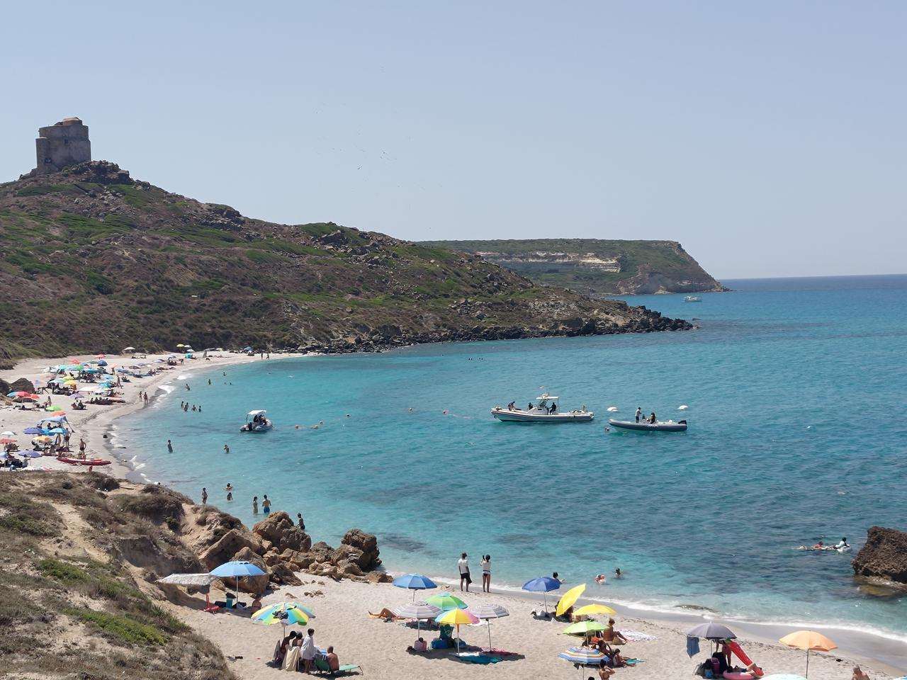 Una linea di salvamento nel mare di San Giovanni di Sinis
