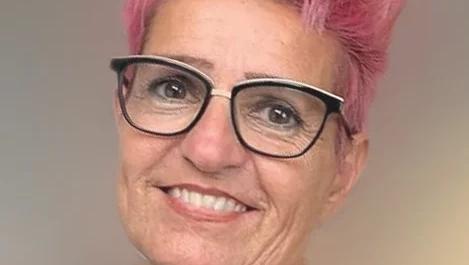 Addio alla maestra Stefania morta a 55 anni