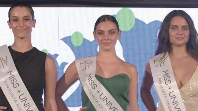Anna, Viola e Francesca elette Miss Universo a Pula