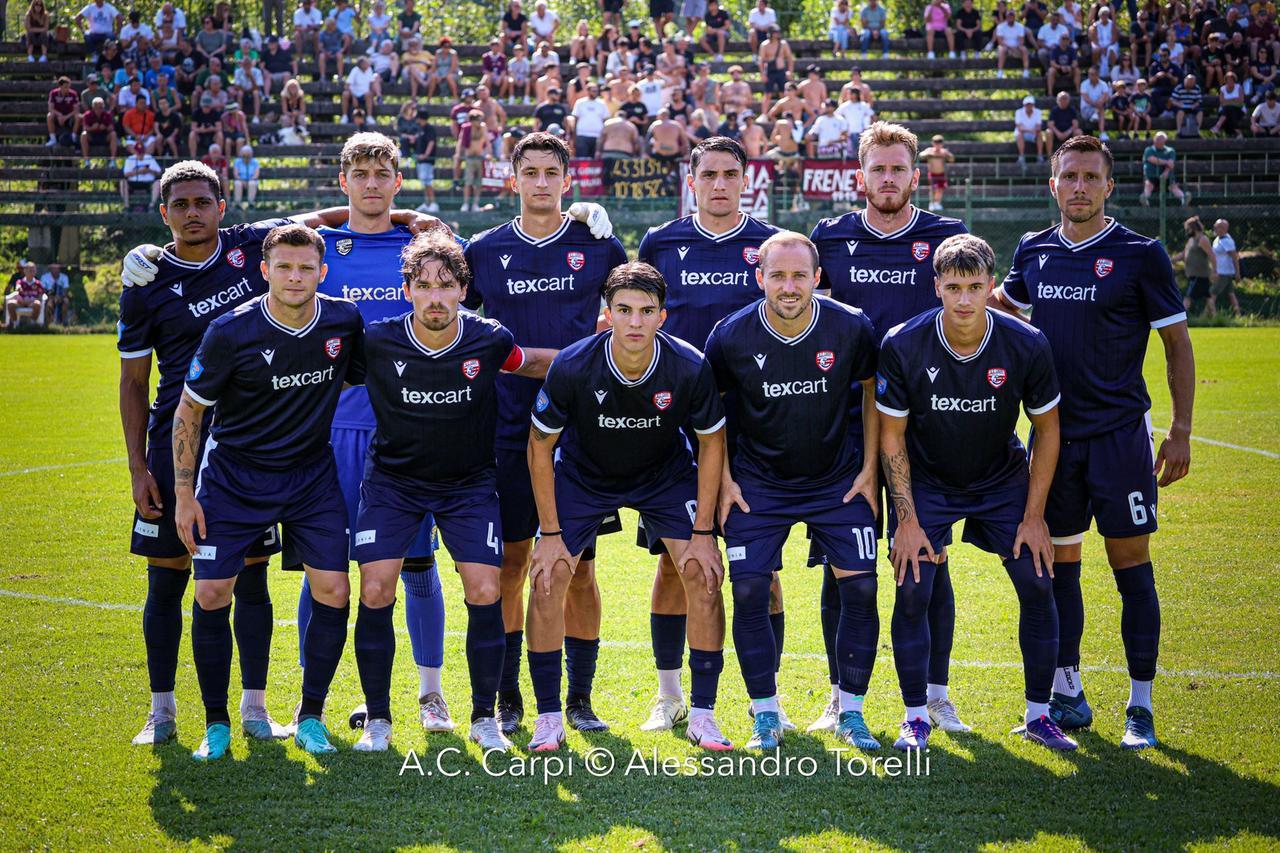 In 600 a Fiumalbo per l'amichevole del Carpi: Livorno ko 2-0