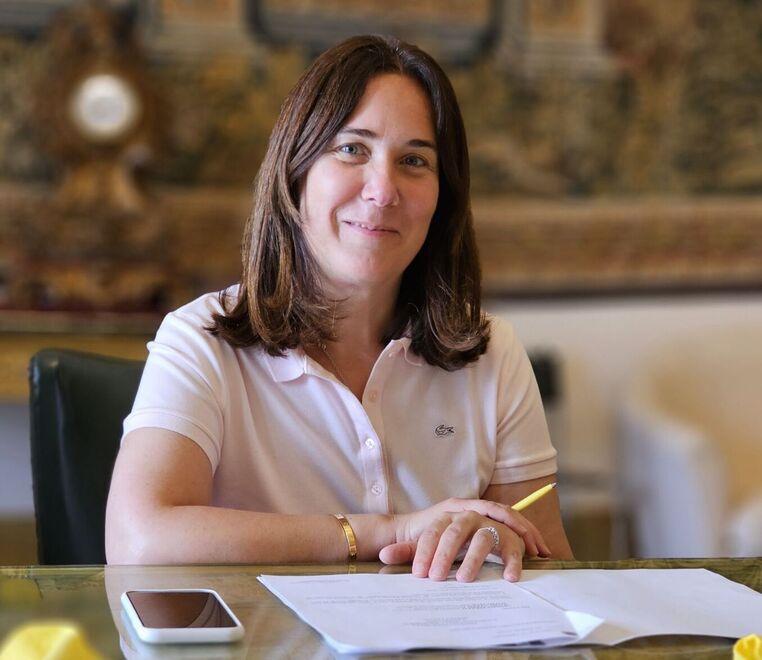 Ferrara, “Dedicata a Te”: la carta da 500 euro. Un aiuto per le spese quotidiane