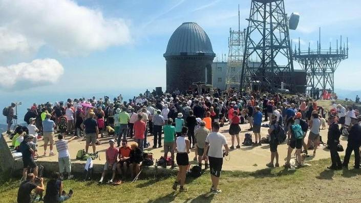 Madonna della Neve, messa del vescovo sul monte Cimone