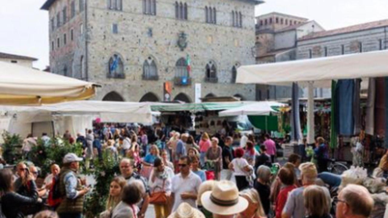 
	Il mercato bisettimanale a Pistoia

