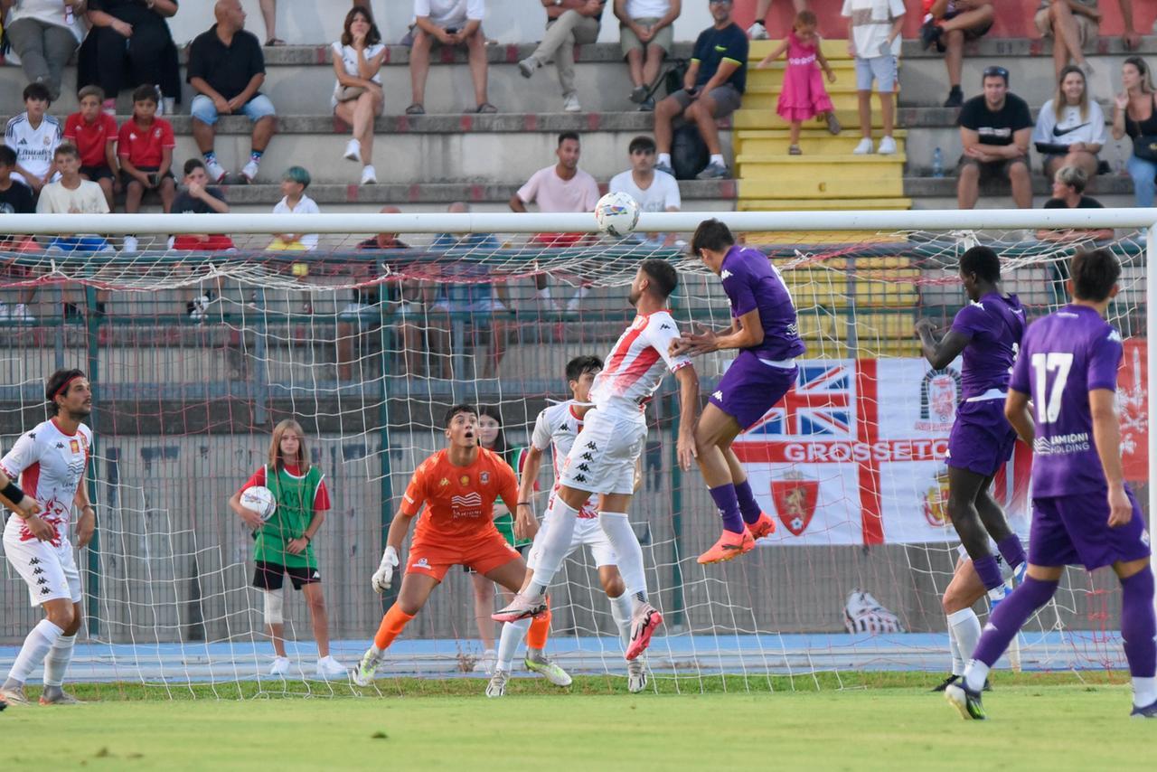 
	Un momento del match Grosseto-Fiorentina (foto Agenzia Bf)

