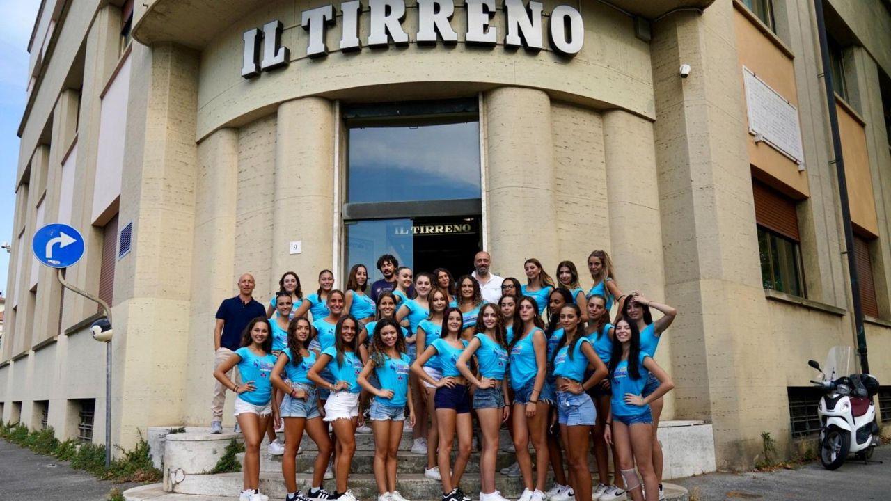 
	Le aspiranti Miss Livorno salutano la citt&agrave; prima della serata finale: tradizionale il passaggio al Tirreno

