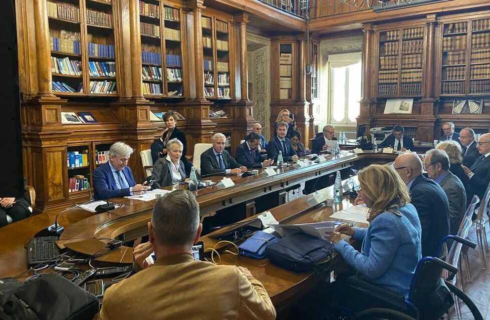 La una riunione del Comitato per le celebrazioni pucciniane