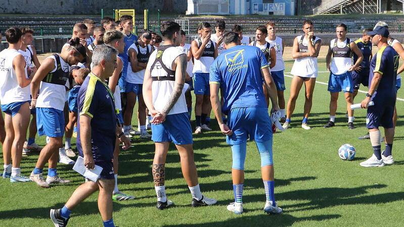 Un allenamento degli azzurri allo stadio