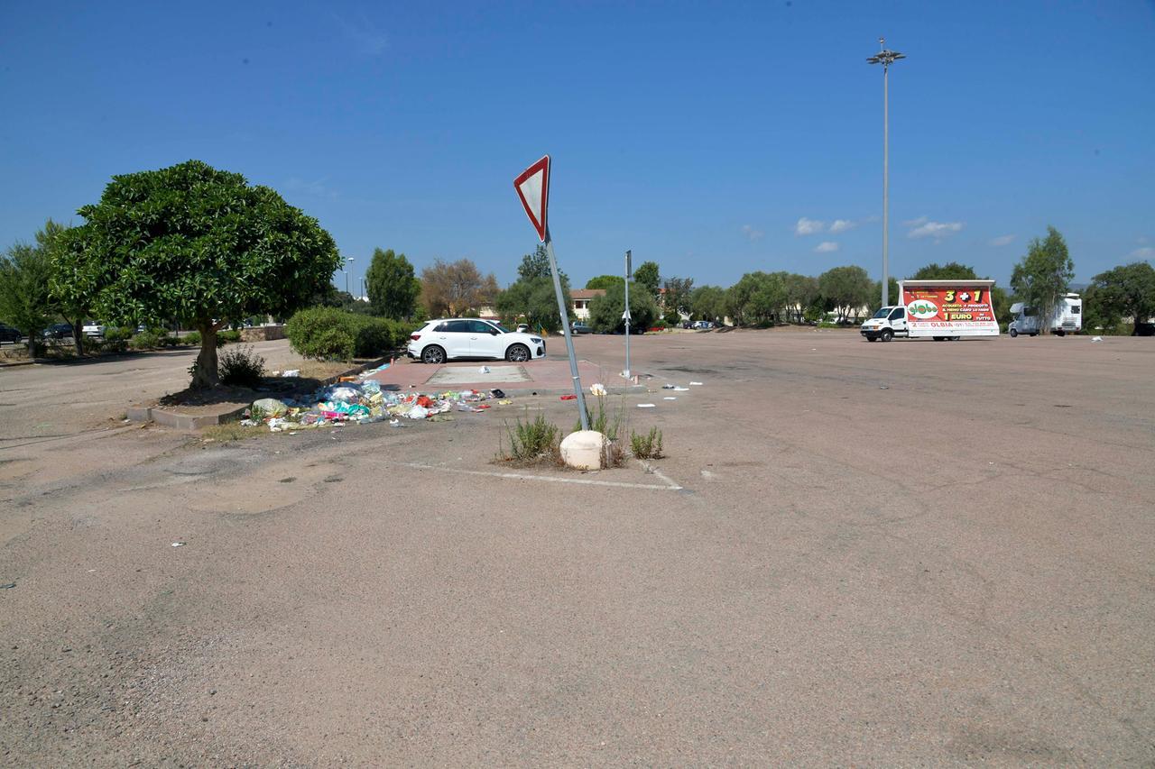 
	Il piazzale di Olbia Mare che sar&agrave; chiuso dal Comune

