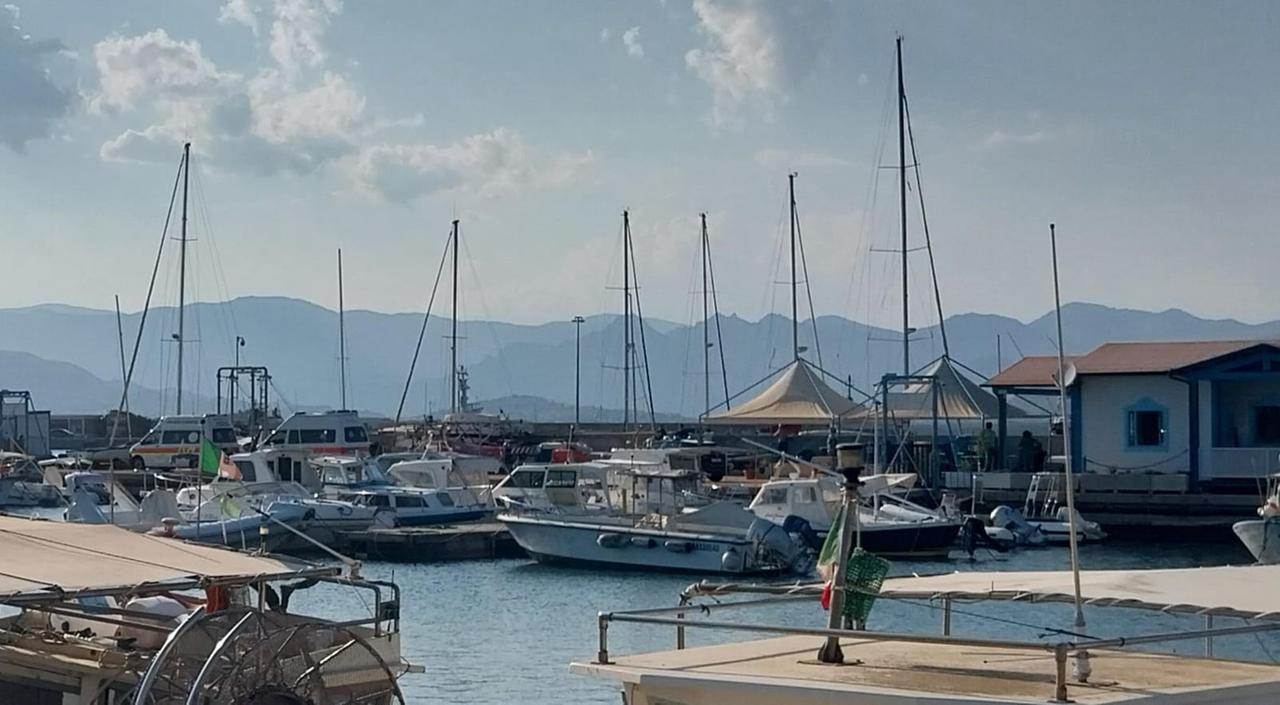 
	Il porto di Arbatax

