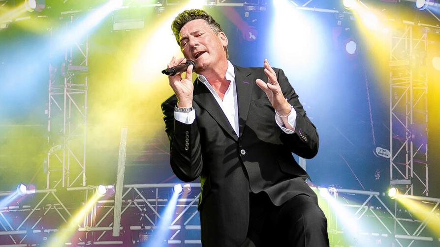 Tony Hadley: «Il concerto a Sassari di 37 anni fa mi ha fatto innamorare della Sardegna»