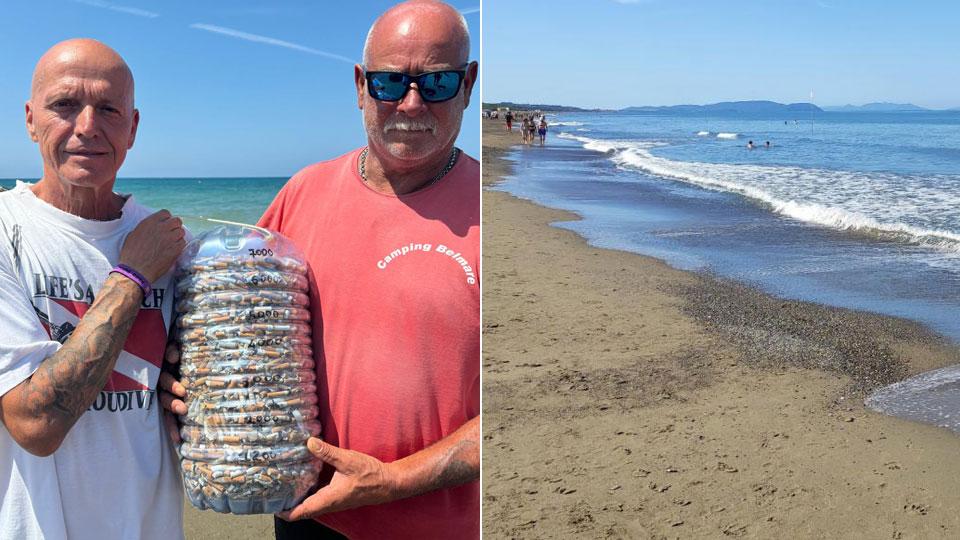 Da sinistra Simone Corazzi e Andrea Benedusi mostrano i mozziconi di sigaretta raccolti sulla spiaggia