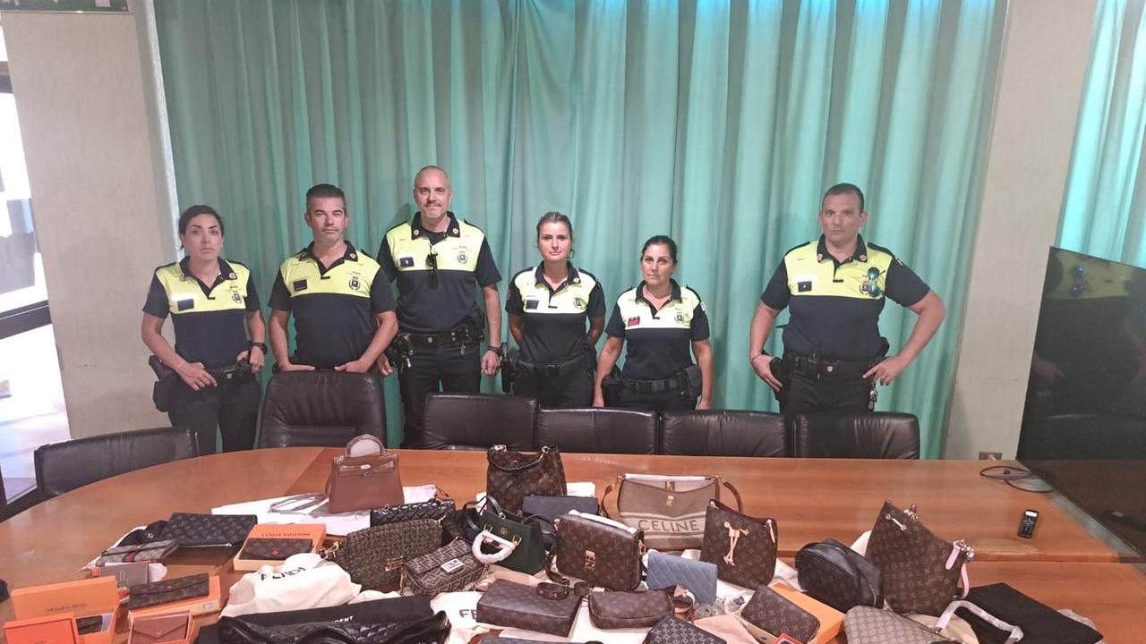 Olbia, blitz nella spiaggia di Porto Istana: sequestrate borse contraffatte