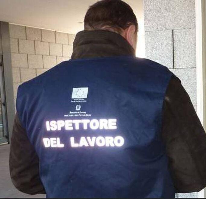 Azienda di Modena con venti lavoratori: erano tutti in nero