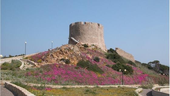 La torre di longosardo a Santa Teresa 