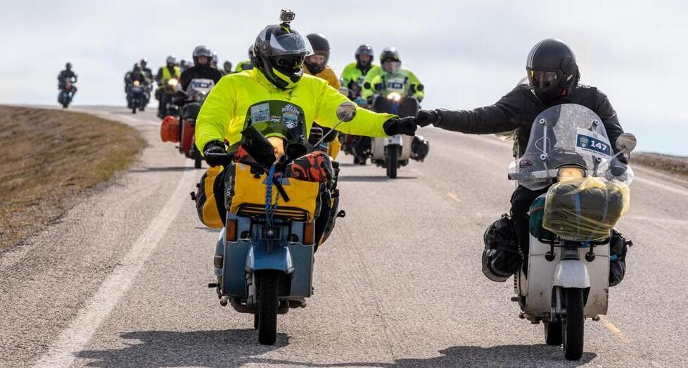Fino a Capo Nord con la Vespa comprata con il primo lavoro: l'impresa del modenese Aldo Veratti 