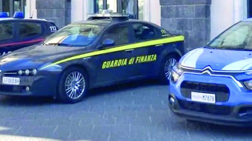 Estorsione e usura, blitz nella notte in tre finiscono in carcere alla Pulce