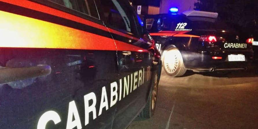 Prato, 19enne trovato morto in strada: s’indaga per omicidio