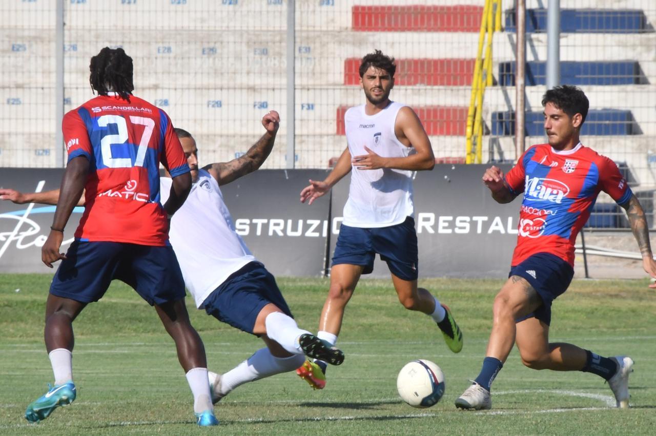 Giuseppe Mastinu giocatore della Torres