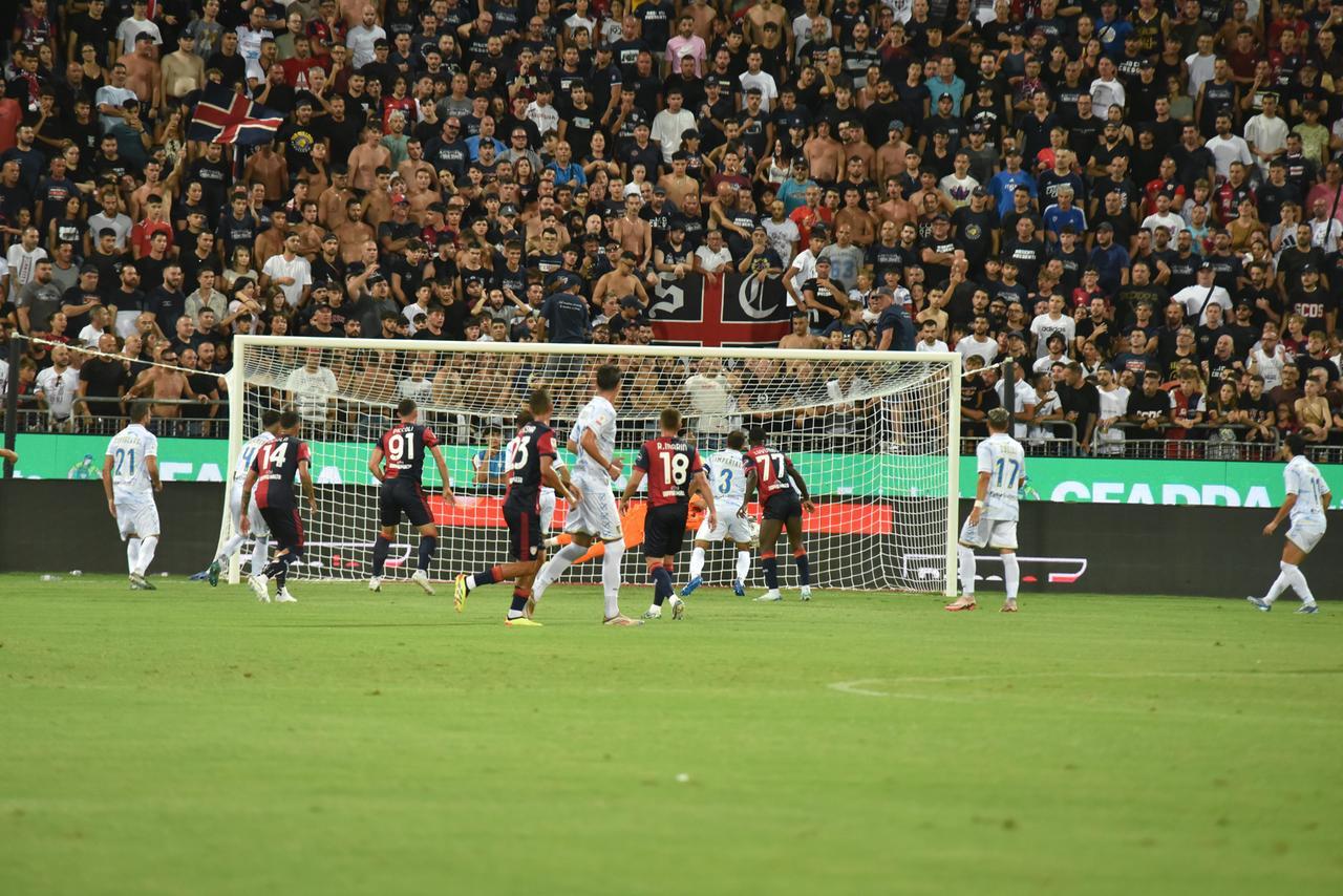 
	Un'azione della partita (foto Mario Rosas)

