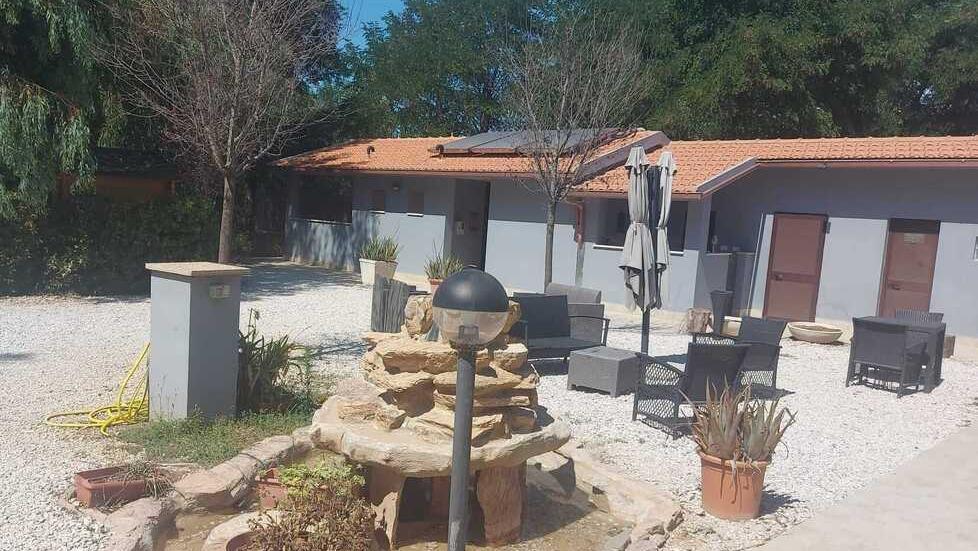 Nella foto l’interno di uno dei due agricampeggi di Baratti colpiti dal blackout