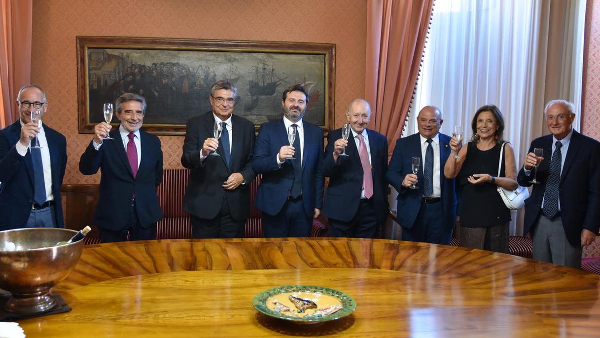 Sassari, a Palazzo Ducale il tradizionale brindisi fra gli ex sindaci della città