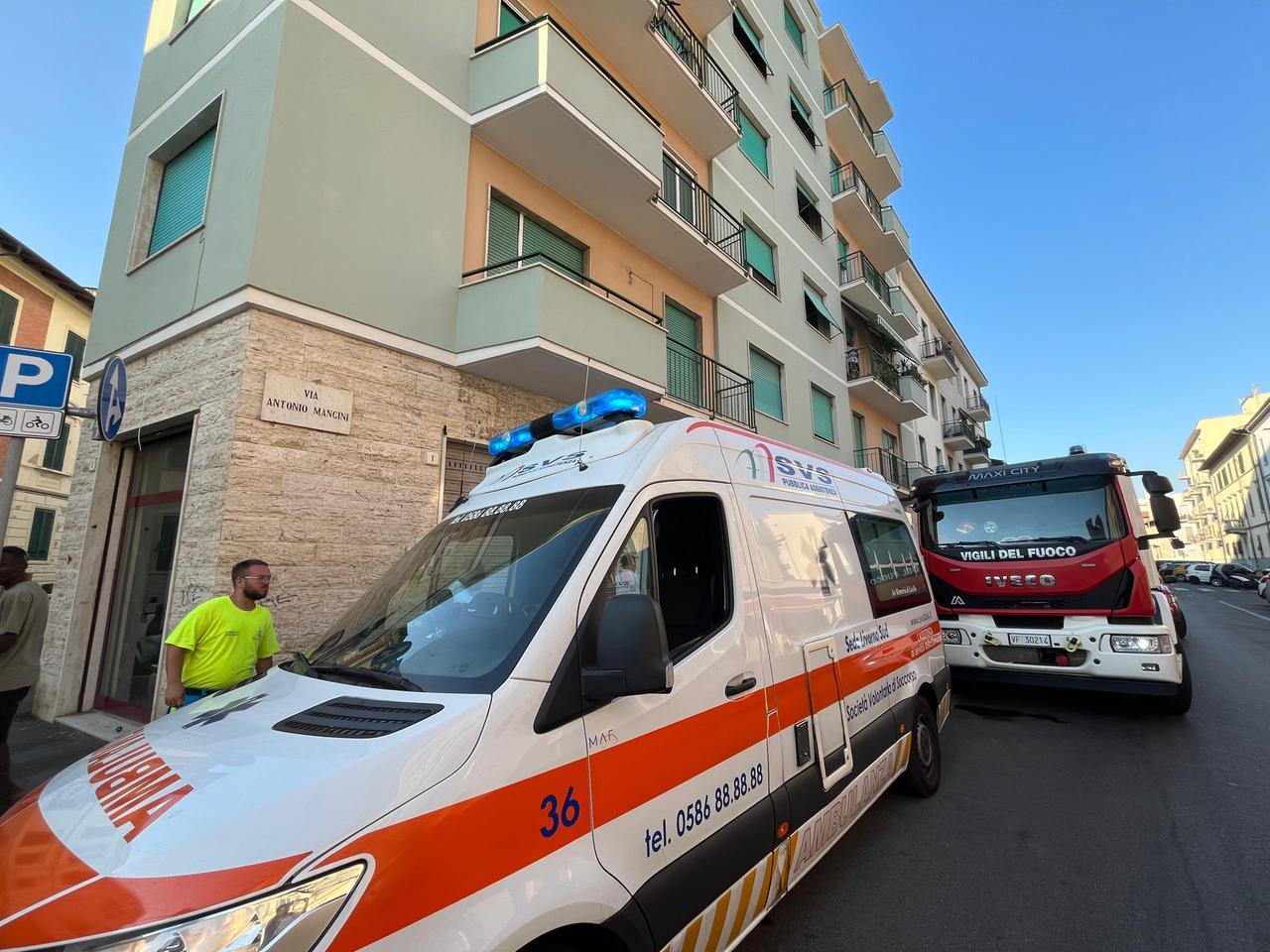 
	Svs e pompieri sul posto (foto Franco Silvi)

