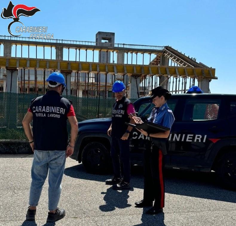 Goro, cantiere delle scuole non a norma: impianti elettrici insicuri