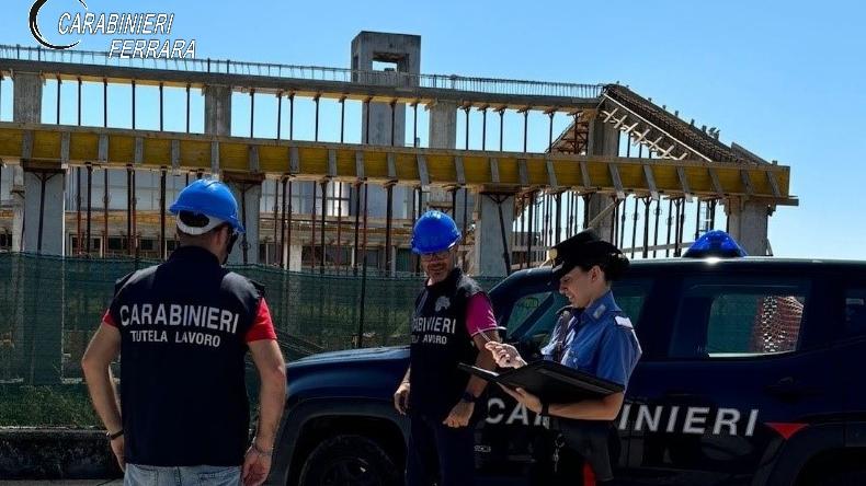 Goro, cantiere delle scuole non a norma: impianti elettrici insicuri