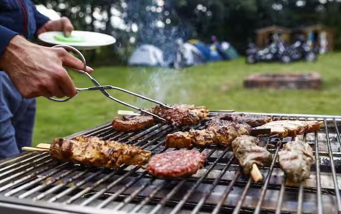 Ferrara, consigli per una buona grigliata: «Oltre alle costine, il “tabarin”»