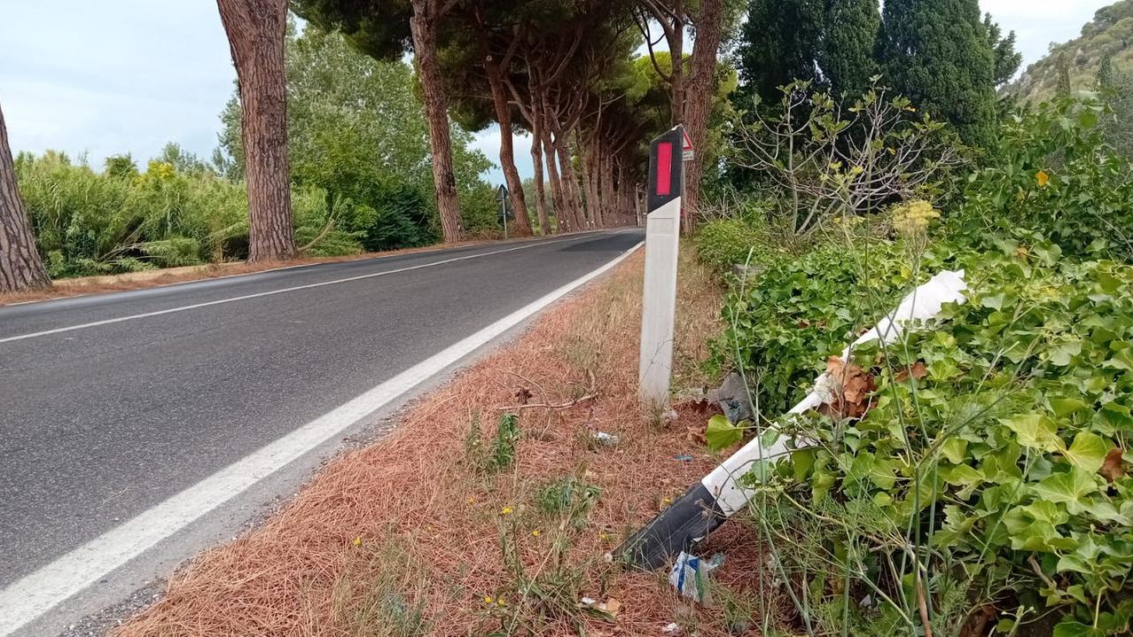 La strada e il punto dell'incidente