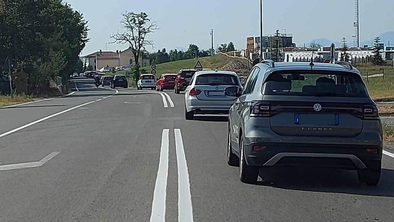 Boom di turismo: lunghe code in Appennino per un Ferragosto in montagna