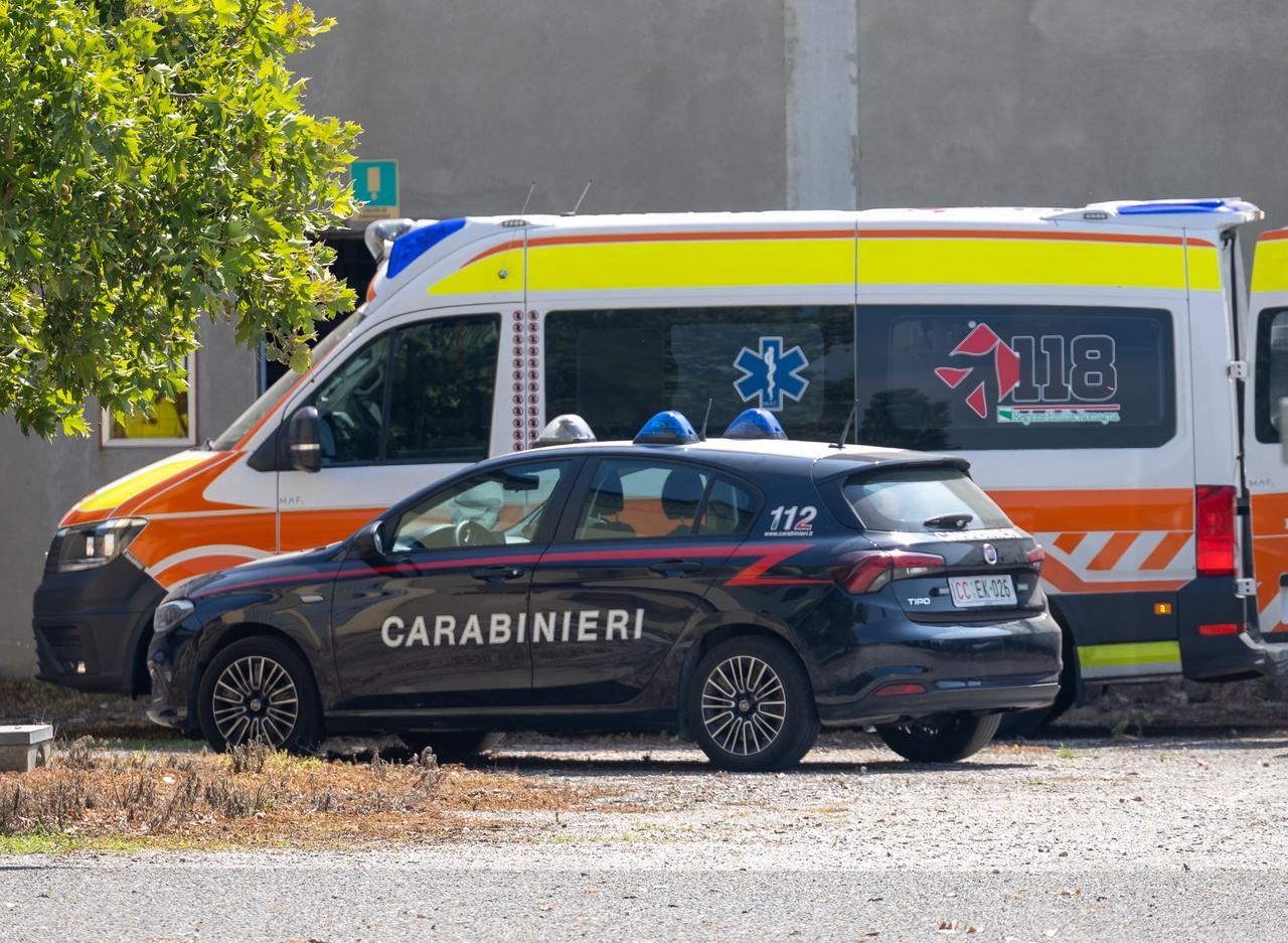 
	Sul posto carabinieri e 118 (foto archivio)

