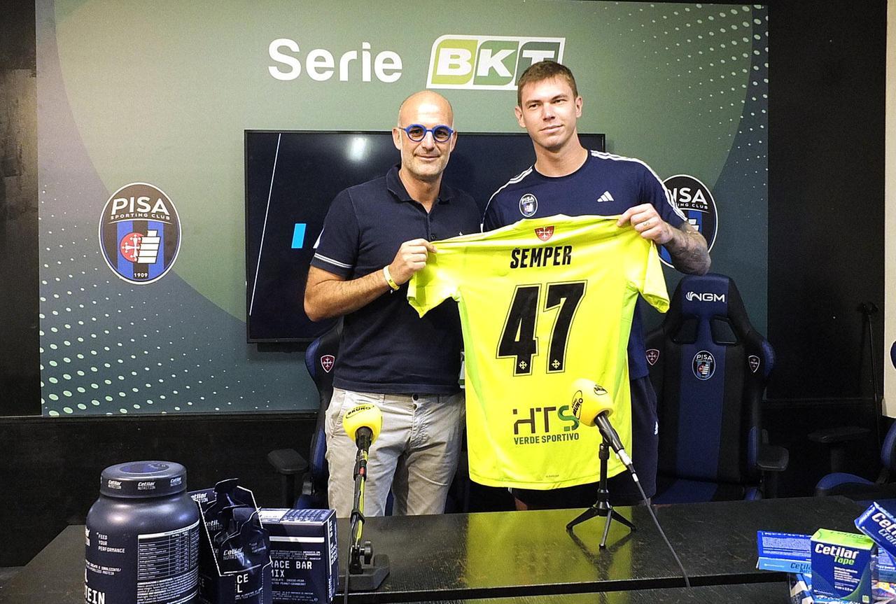 
	Semper con Vaira (foto Muzzi)

