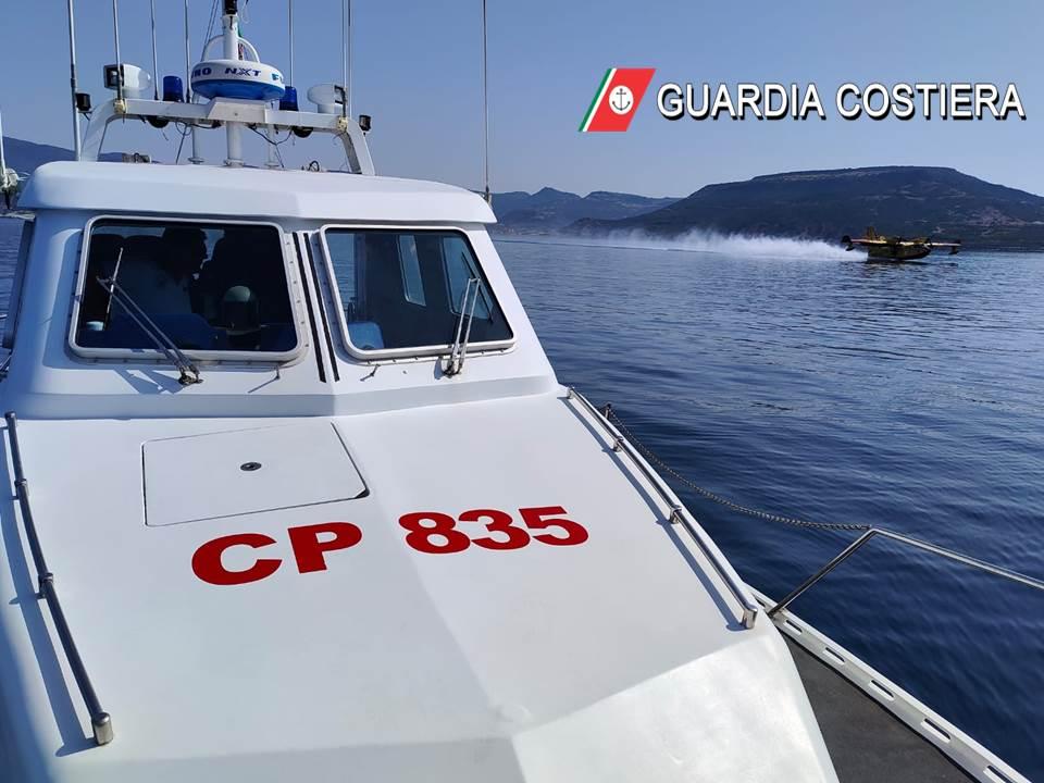 Mare mosso e correnti, bagnanti e surfisti in difficoltà a Porto Alabe e Columbargia