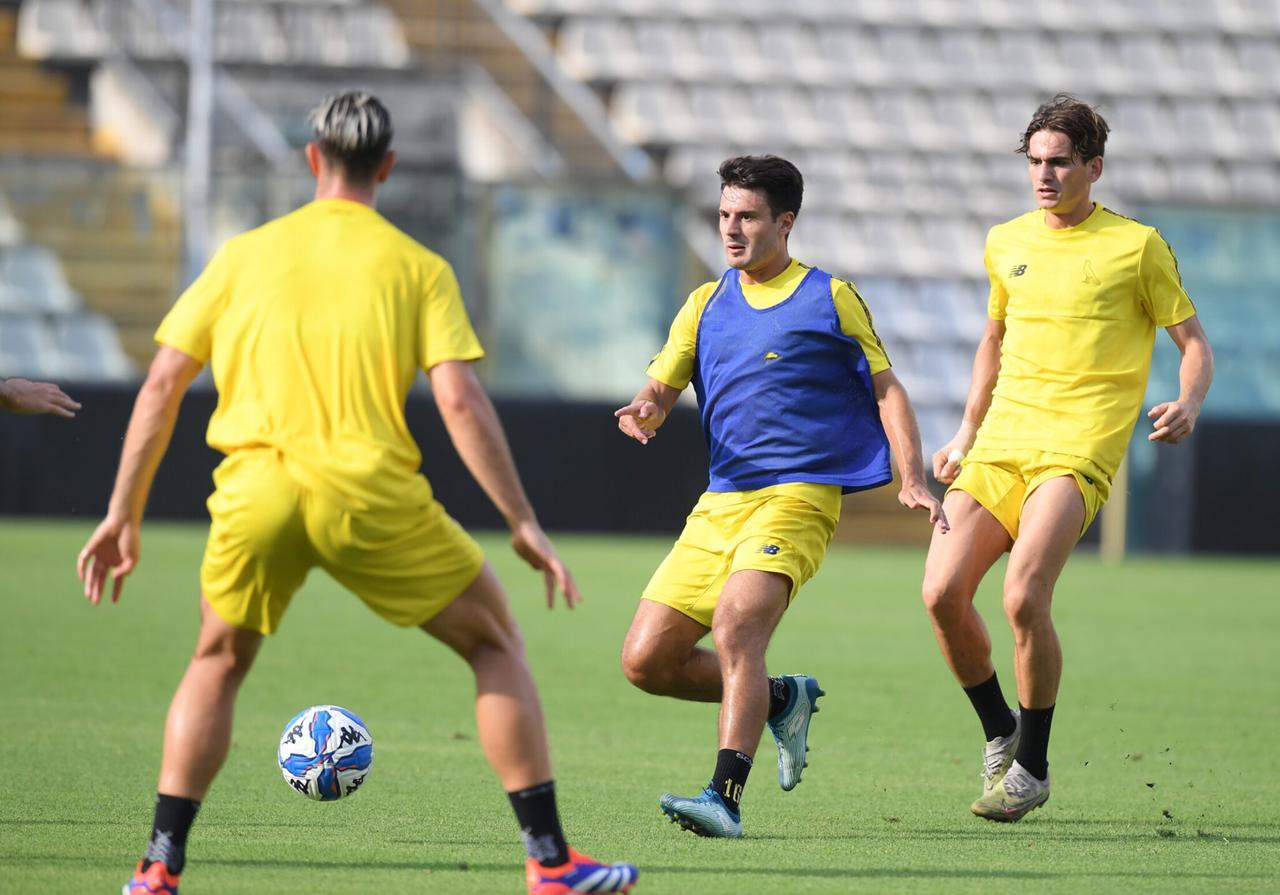 Il Modena è pronto per il debutto: ecco i convocati per la sfida contro il Sudtirol