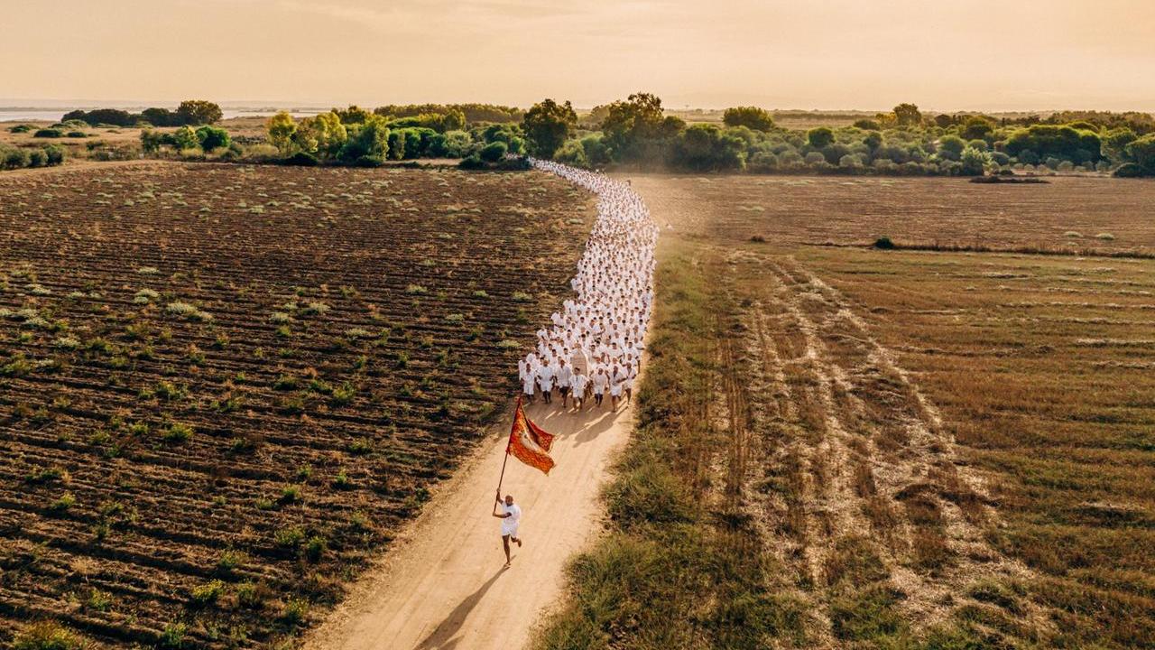 Fede, tradizioni e spettacoli: Cabras prepara la Corsa degli Scalzi