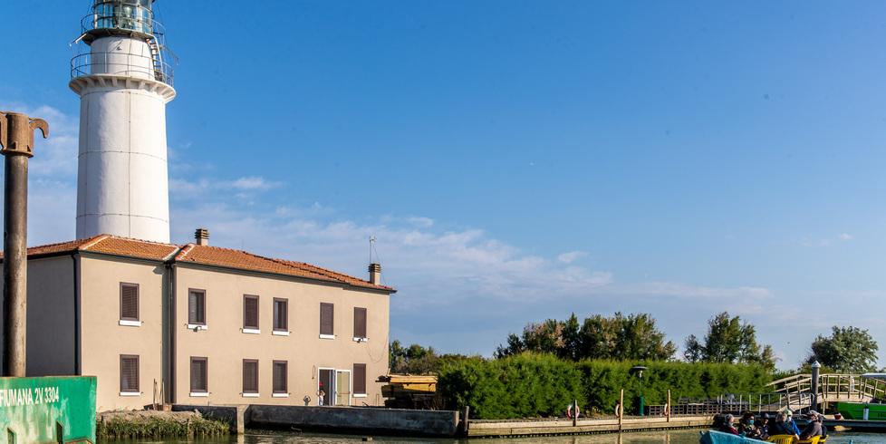 Faro di Gorino vendesi. E il ristorante è già chiuso: «Non stiamo trovando personale»