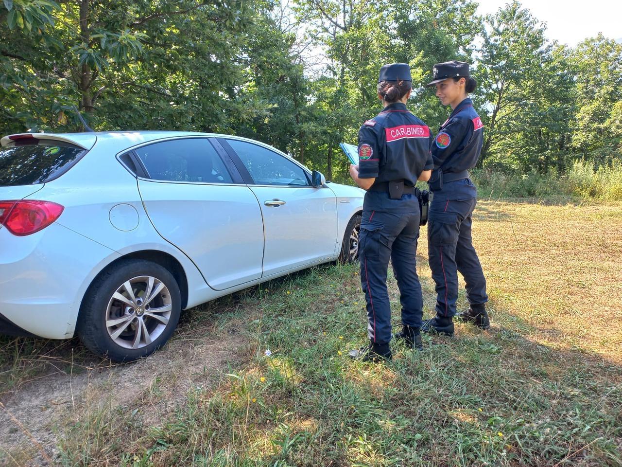 Sosta selvaggia al Lago Pranda a Ferragosto: multati 11 escursionisti