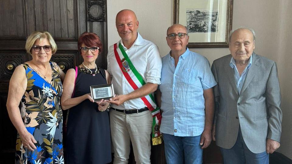 
	<br />
	La famiglia Gennuso ricevuta in municipio a Montecatini

