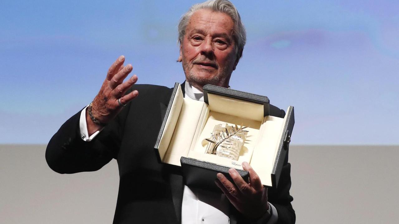 Cinema, è morto Alain Delon