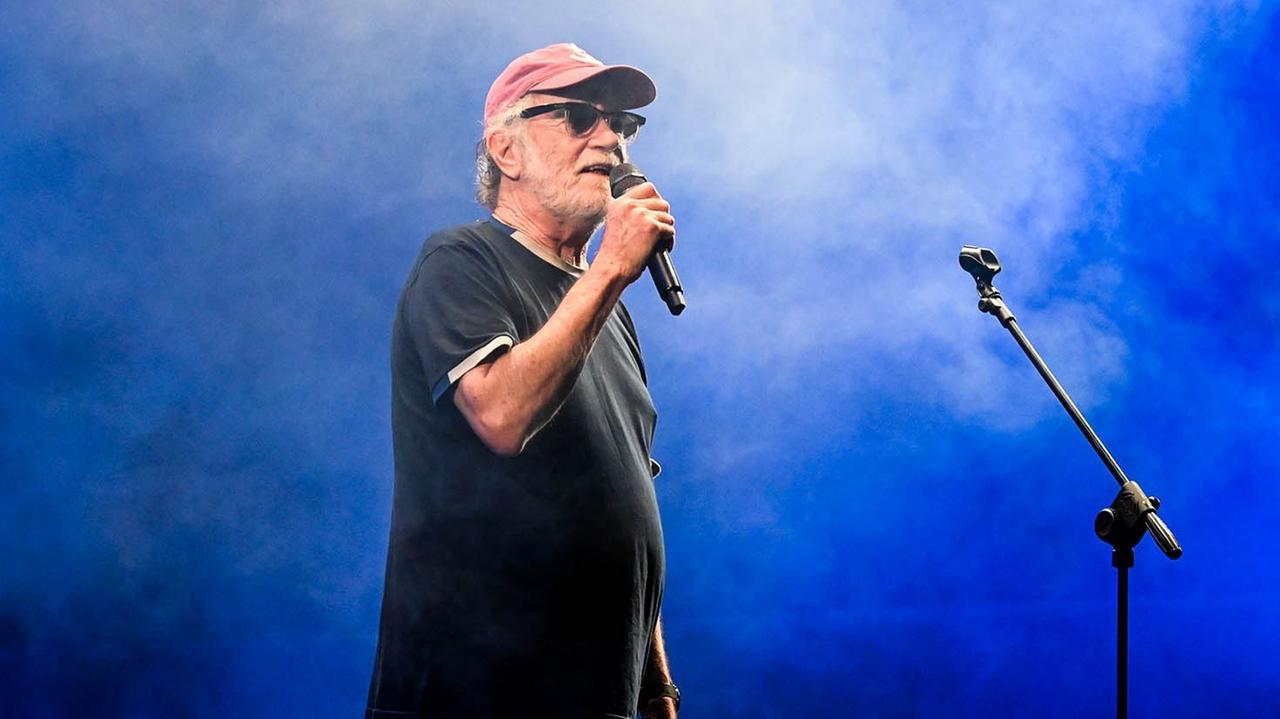 Alghero si inchina al principe Francesco De Gregori