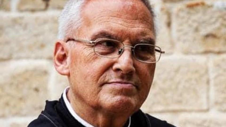 Addio a don Gianni Pinna, il prof di religione di centinaia di studenti sassaresi