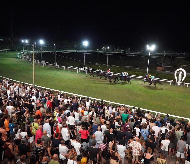 Record di spettatori all’Ardenza per la Coppa del Mare. Ora sul Caprilli gli occhi degli sceicchi<br>
