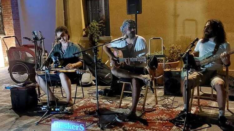 Ferrara Buskers Festival, che successo l’anteprima lagunare a Comacchio