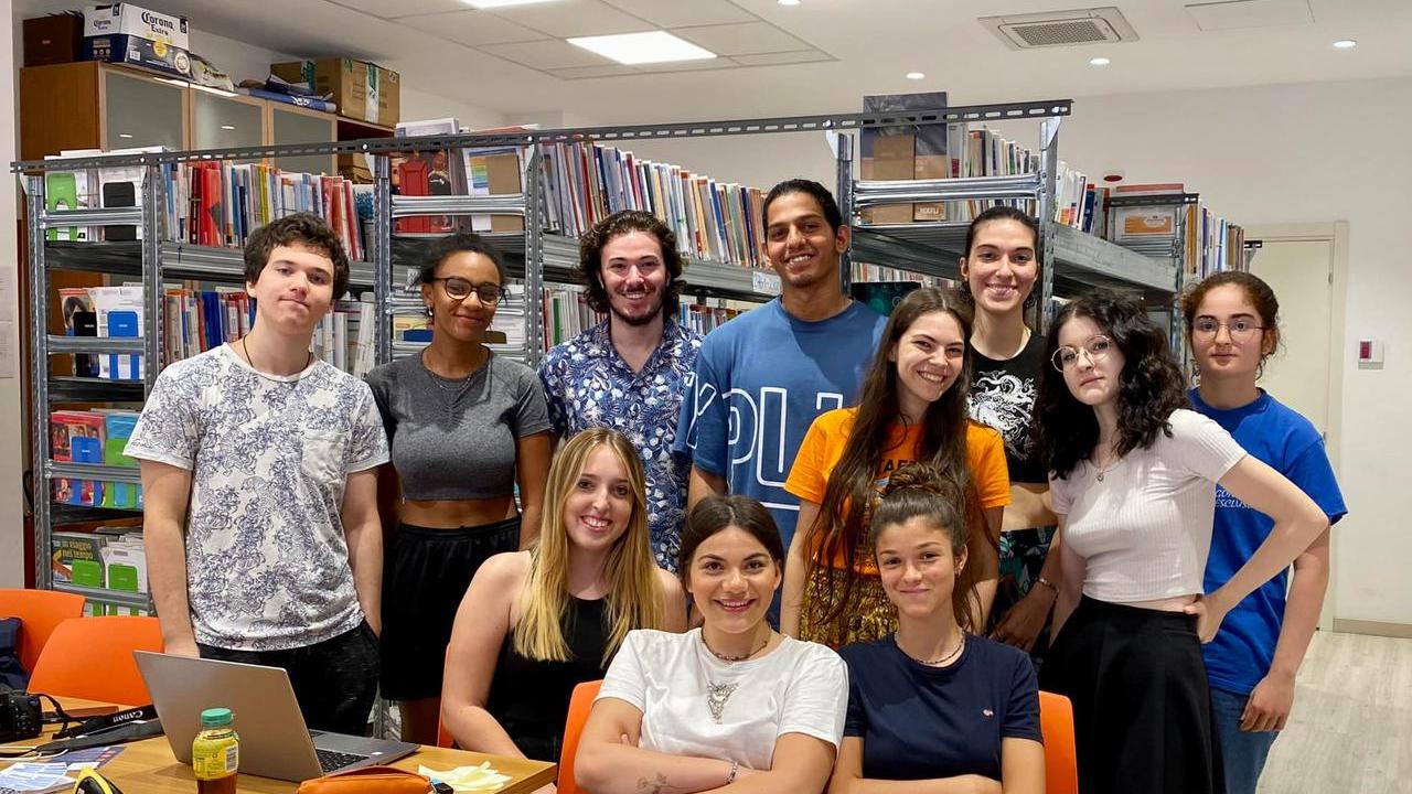 Libri di testo, in via Cassoli apre il mercatino dell’usato