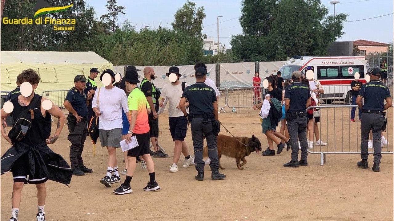 Olbia, controlli antidroga al Red Valley: segnalati in Prefettura cento giovanissimi